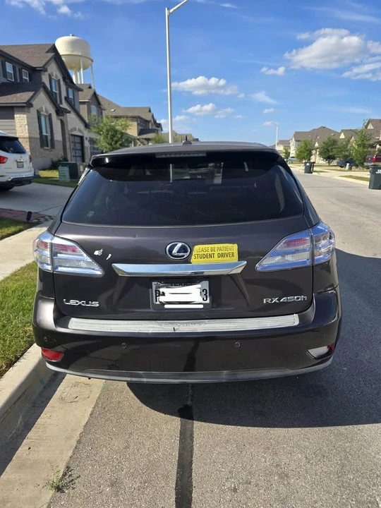 2010 Lexus RX 3rd Gen - Image 4 of 10