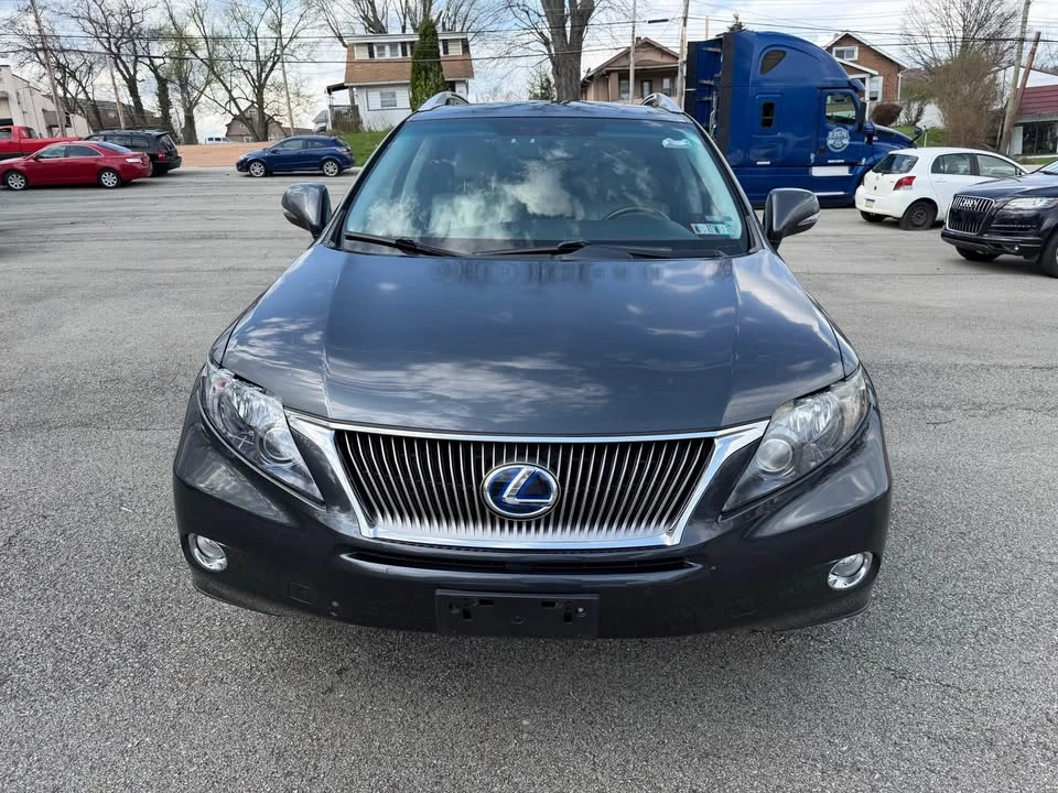 2010 Lexus RX 3rd Gen - Image 2 of 16