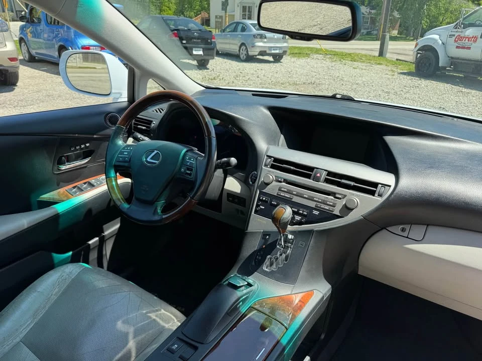 2010 Lexus RX 3rd Gen - Image 20 of 20