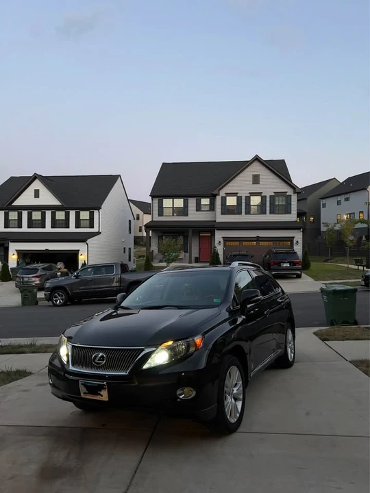 2010 Lexus RX 3rd Gen - Image 6 of 16