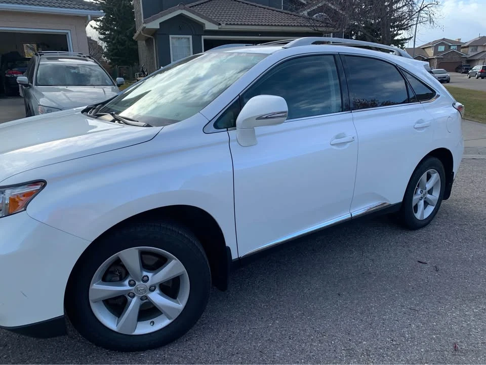 2010 Lexus RX 3rd Gen - Image 5 of 9