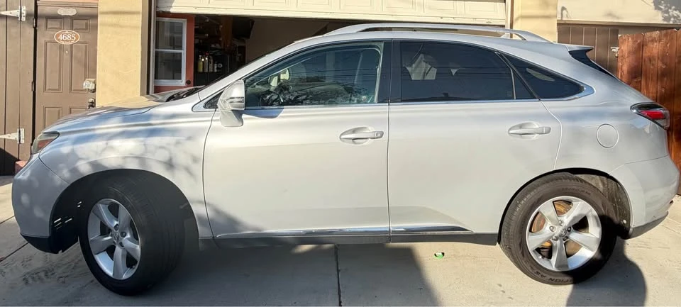 2010 Lexus RX 3rd Gen - Image 4 of 20