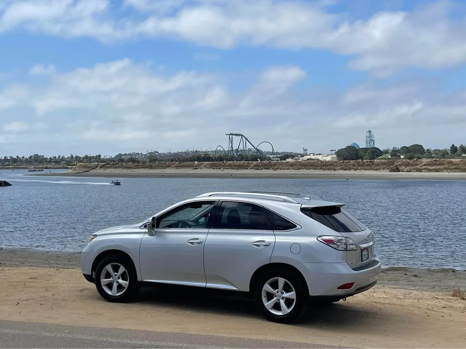 2010 Lexus RX 3rd Gen - Image 2 of 20