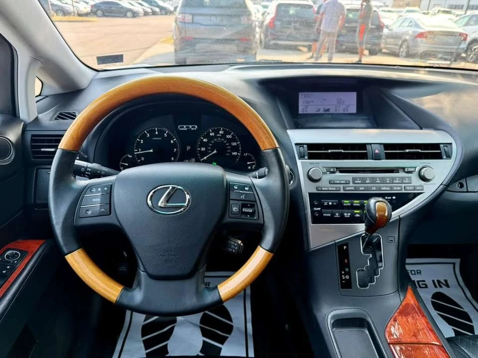 2010 Lexus RX 3rd Gen - Image 13 of 20