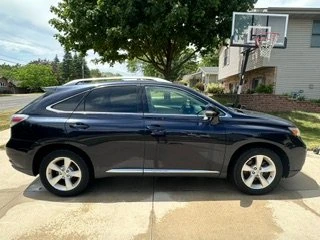 2010 Lexus RX 3rd Gen - Image 2 of 3
