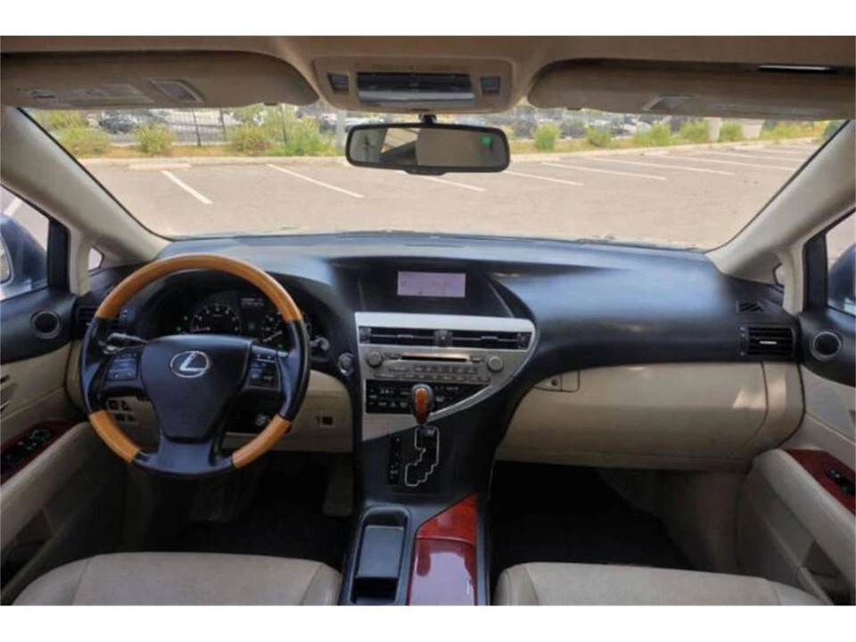 2010 Lexus RX 3rd Gen - Image 11 of 21