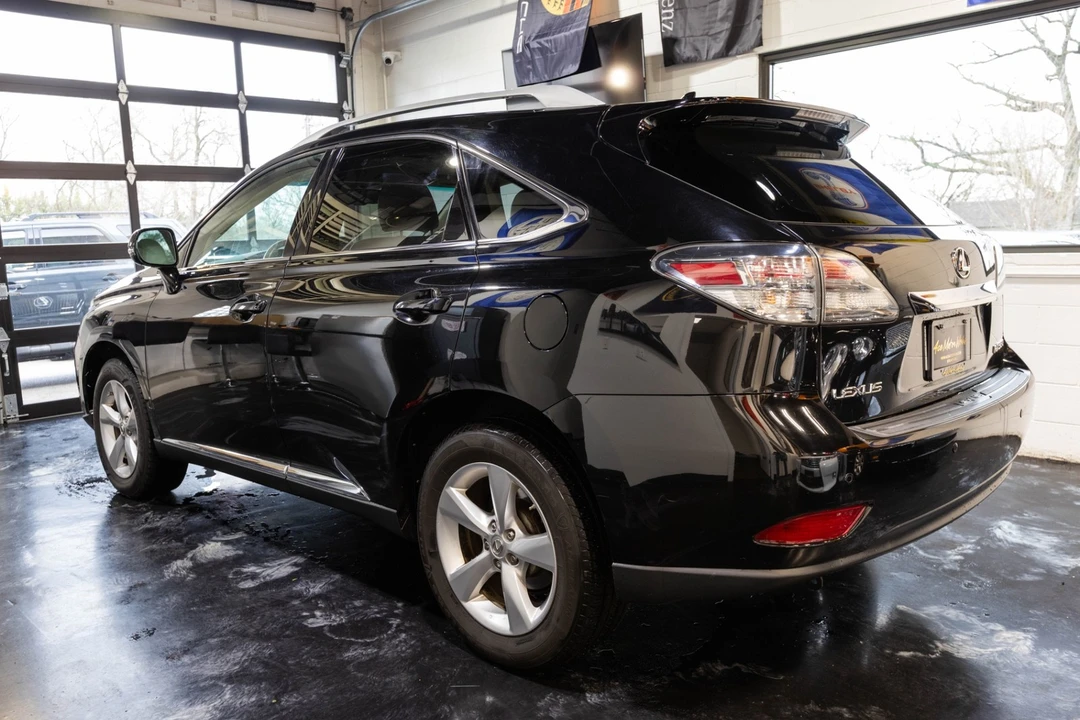 2010 Lexus RX 3rd Gen - Image 8 of 31