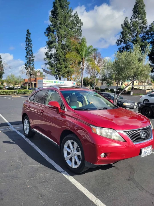 2010 Lexus RX 3rd Gen - Image 2 of 10