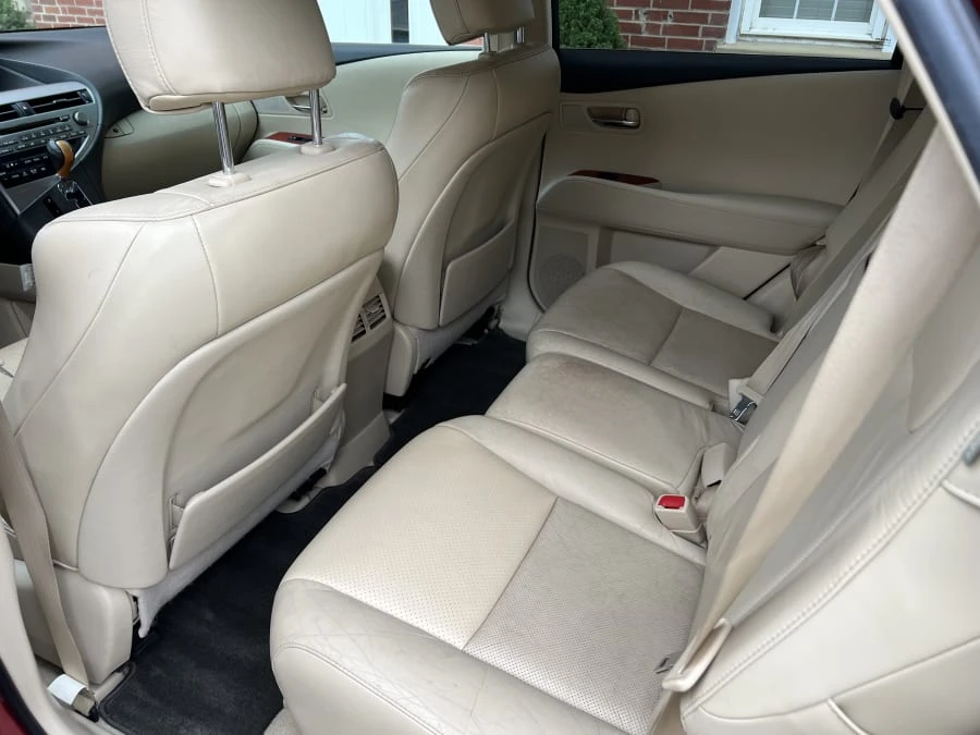 2010 Lexus RX 3rd Gen - Image 6 of 9