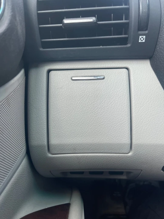 2010 Lexus RX 3rd Gen - Image 20 of 31