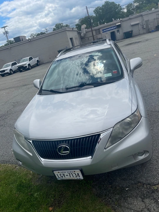 2010 Lexus RX 3rd Gen - Image 12 of 31