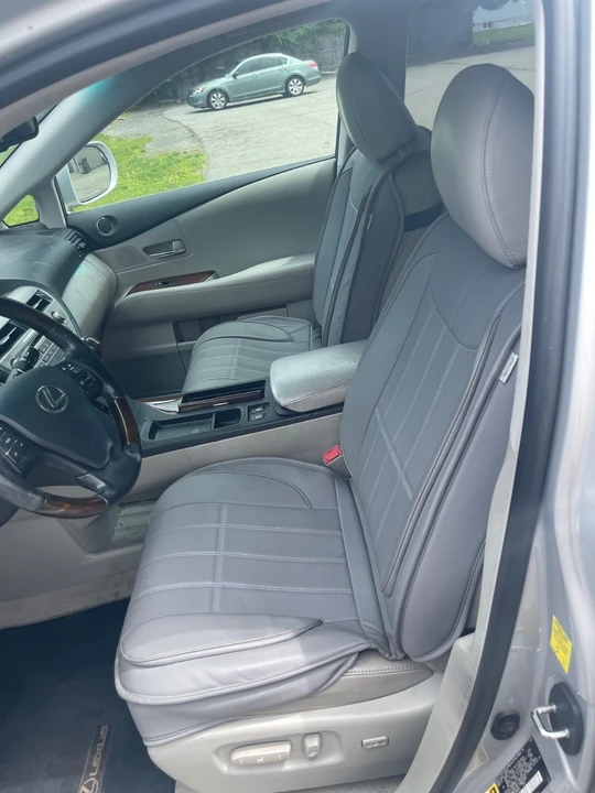 2010 Lexus RX 3rd Gen - Image 10 of 31