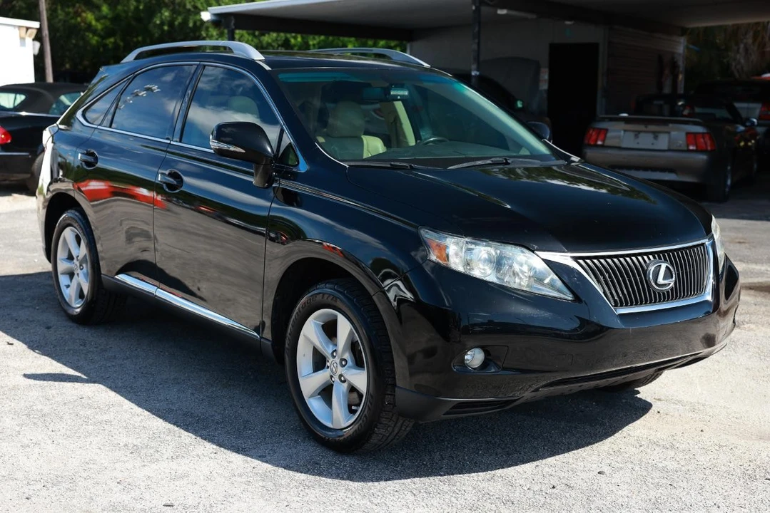 2010 Lexus RX 3rd Gen - Image 15 of 31