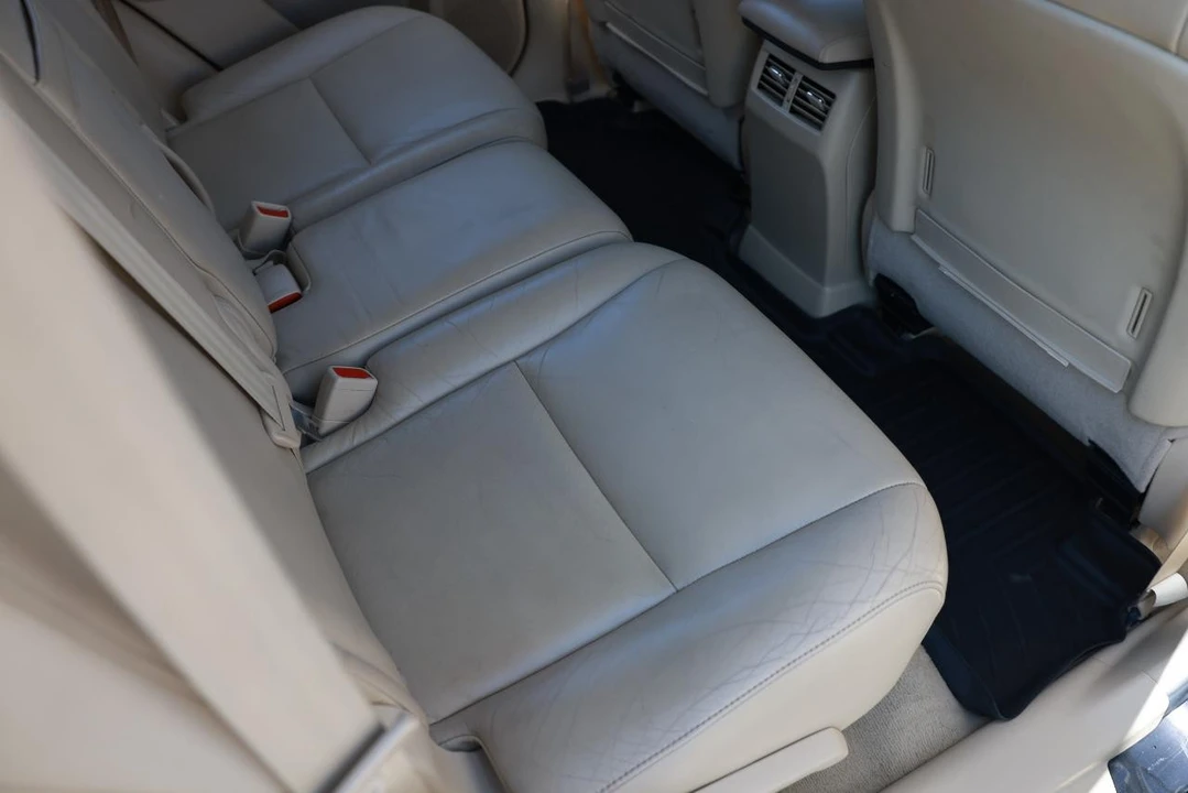 2010 Lexus RX 3rd Gen - Image 12 of 31