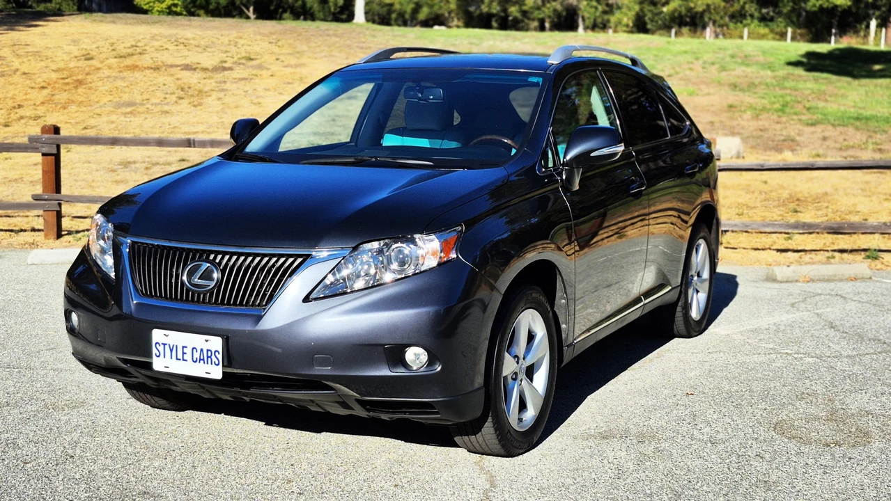 2010 Lexus RX 3rd Gen - Image 8 of 31