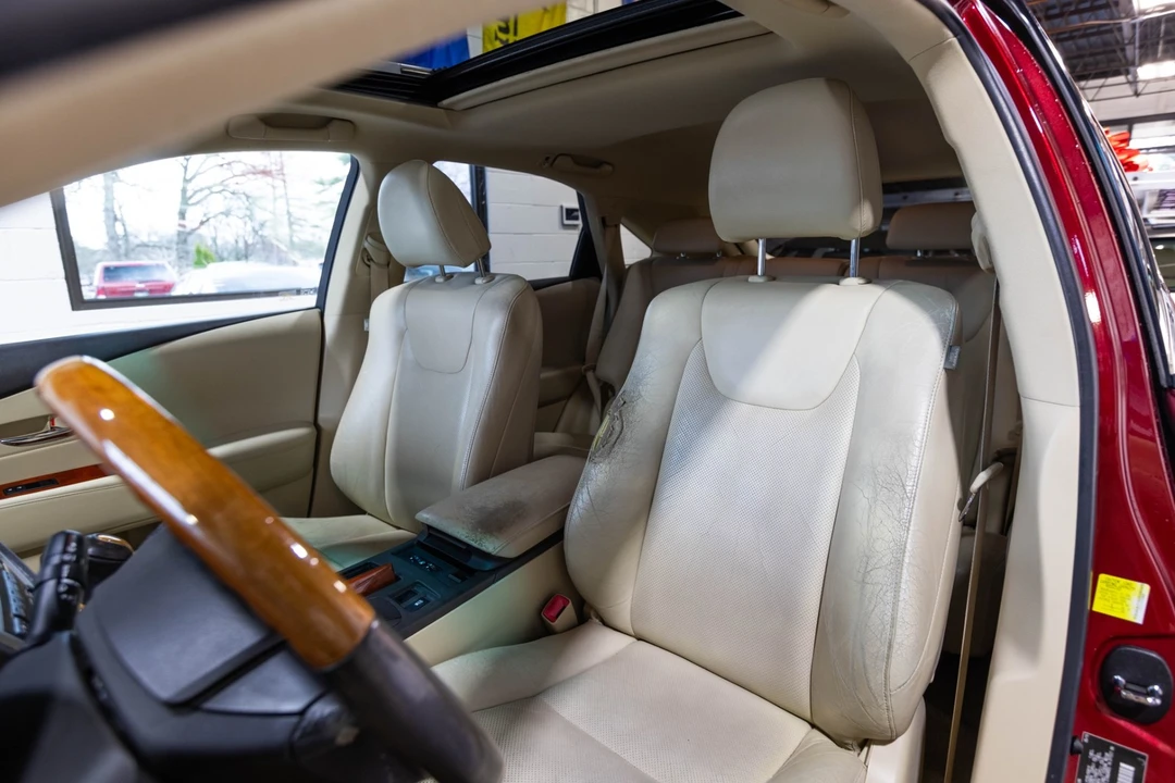 2010 Lexus RX 3rd Gen - Image 21 of 21