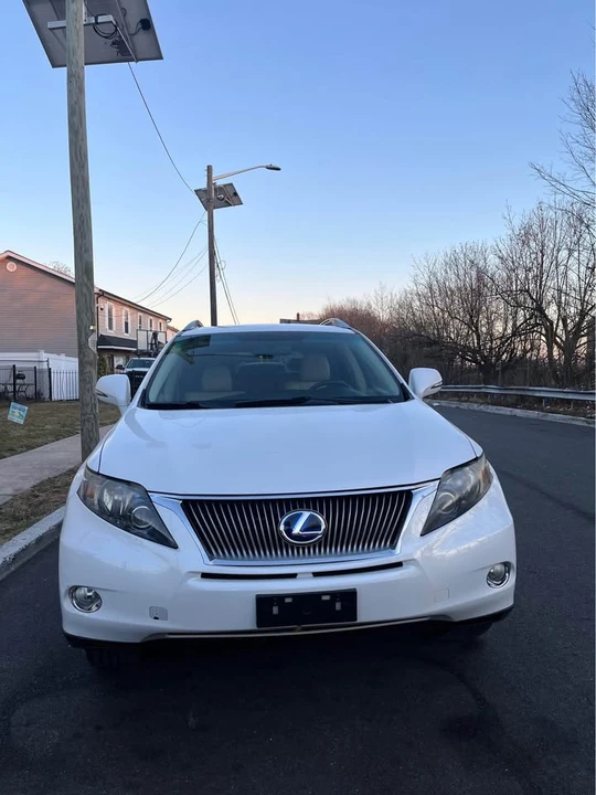 2010 Lexus RX 3rd Gen - Image 5 of 8