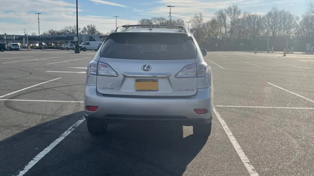 2010 Lexus RX 3rd Gen - Image 9 of 13