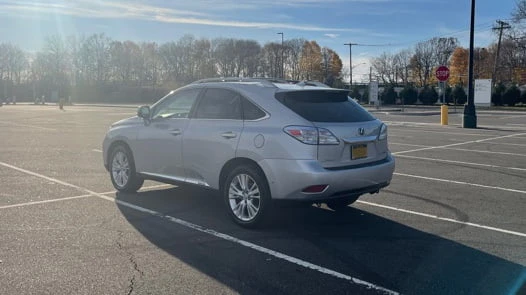 2010 Lexus RX 3rd Gen - Image 11 of 13