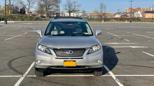 2010 Lexus RX 3rd Gen - Image 12 of 13
