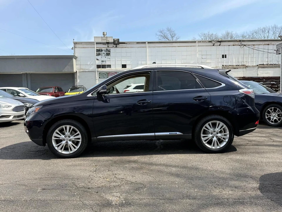2010 Lexus RX 3rd Gen - Image 3 of 21