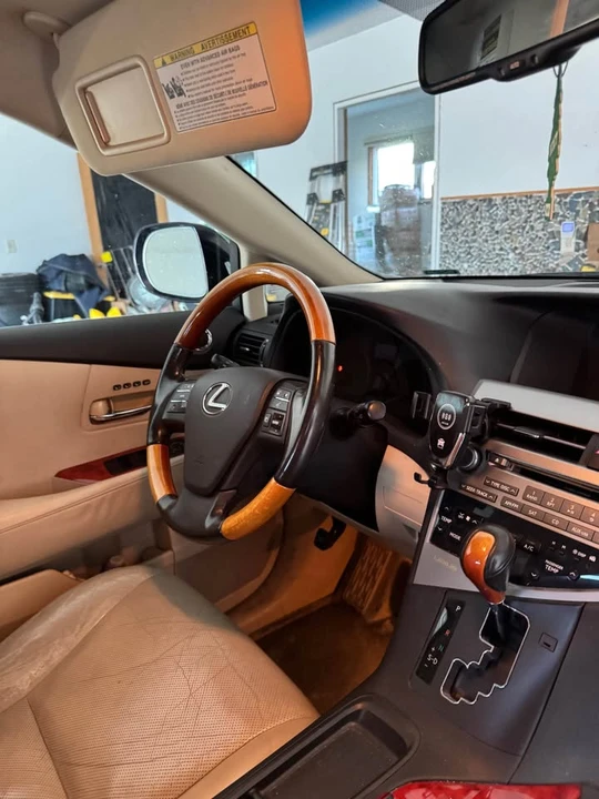 2010 Lexus RX 3rd Gen - Image 11 of 11