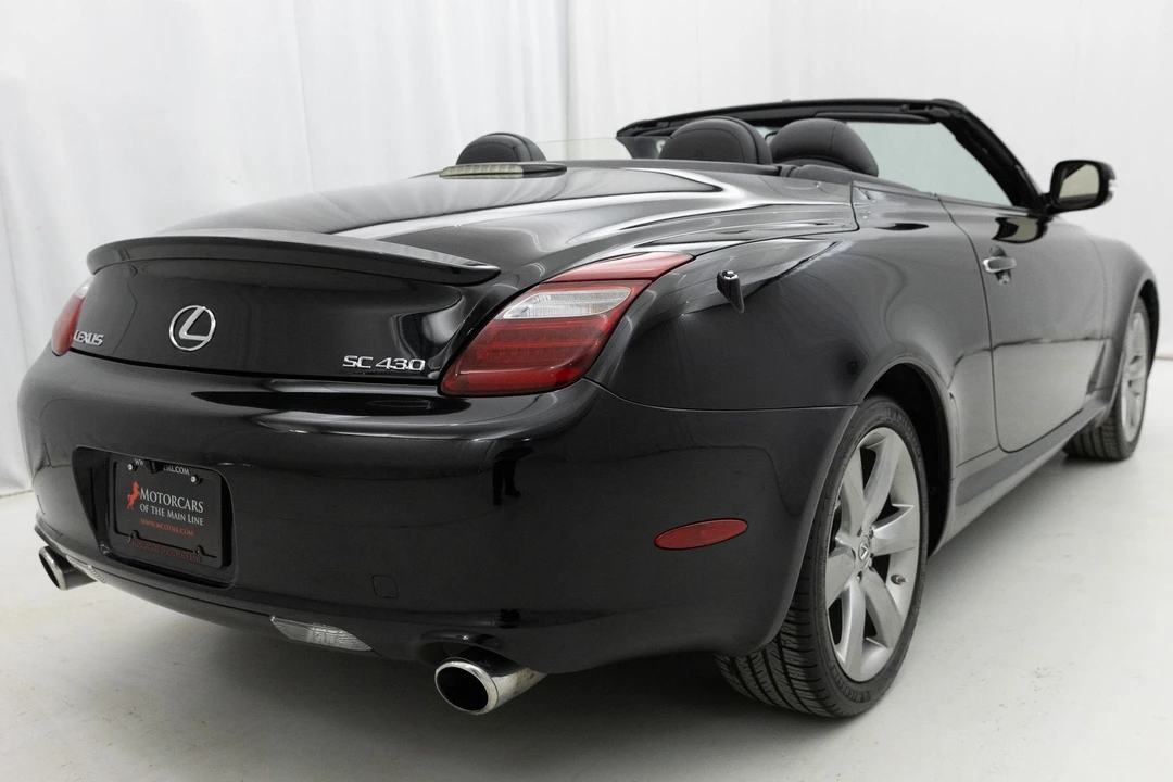 2010 Lexus SC430 - Image 13 of 31