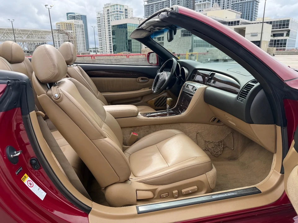 2010 Lexus SC430 - Image 15 of 21