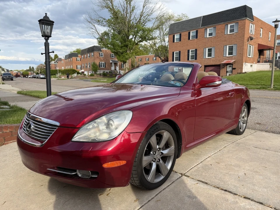 2010 Lexus SC430 - Image 2 of 15