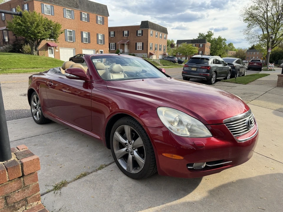2010 Lexus SC430 - Image 7 of 15