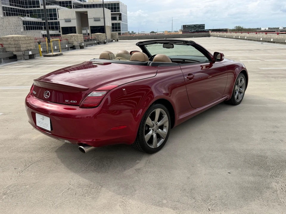 2010 Lexus SC430 - Image 4 of 21