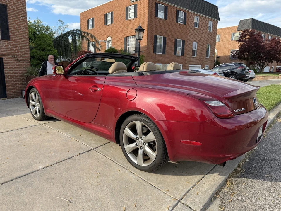 2010 Lexus SC430 - Image 6 of 15