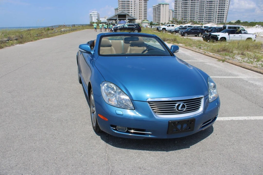 2010 Lexus SC430 - Image 27 of 31