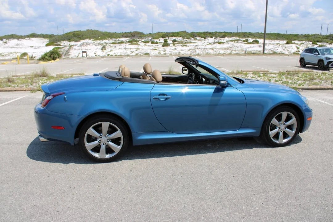 2010 Lexus SC430 - Image 20 of 21