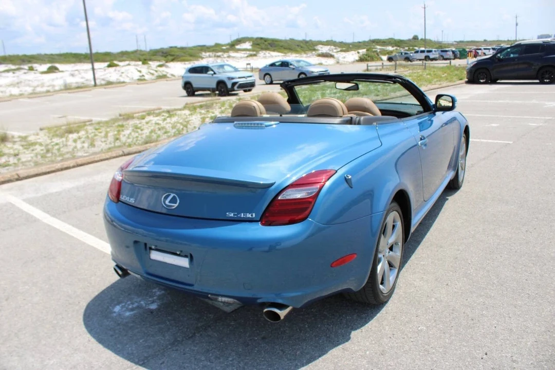2010 Lexus SC430 - Image 16 of 21