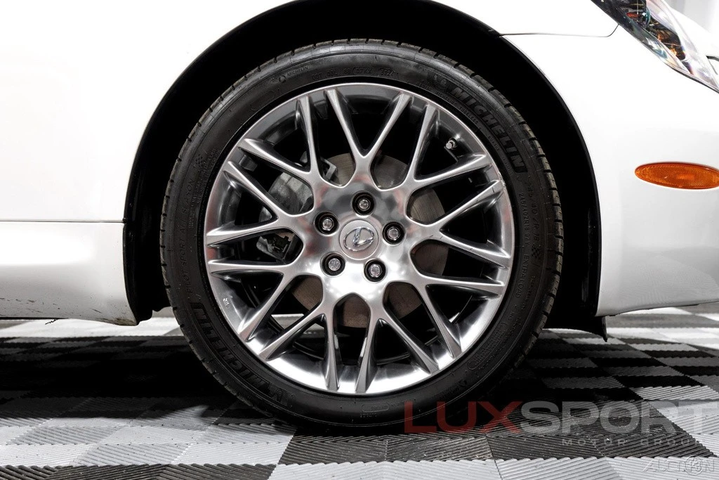 2010 Lexus SC430 - Image 10 of 21