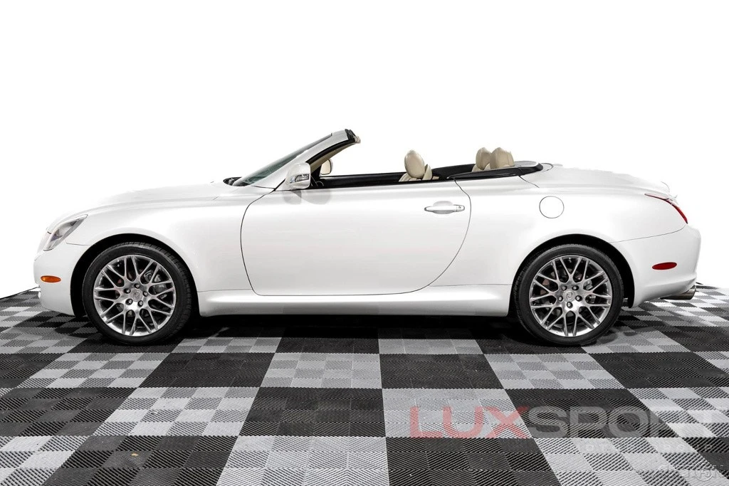 2010 Lexus SC430 - Image 5 of 21