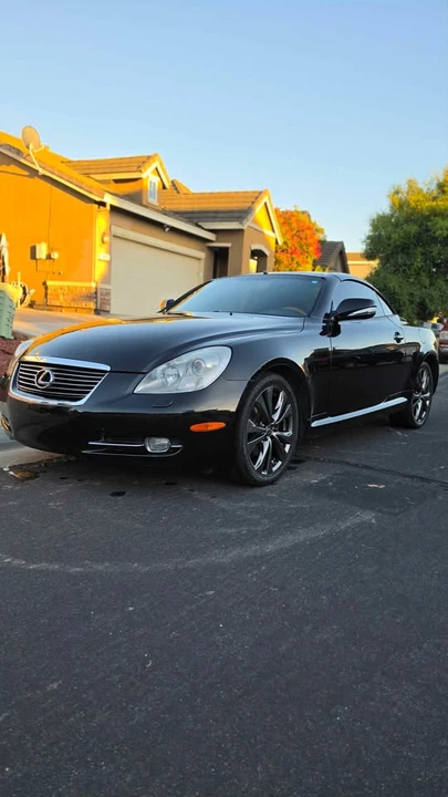 2010 Lexus SC430 - Image 2 of 19