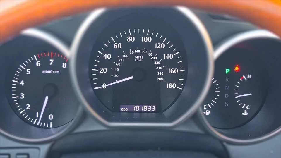 2010 Lexus SC430 - Image 13 of 19