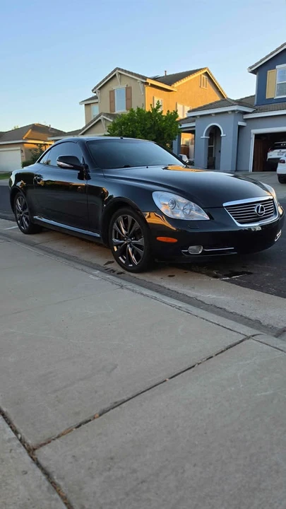 2010 Lexus SC430 - Image 4 of 19