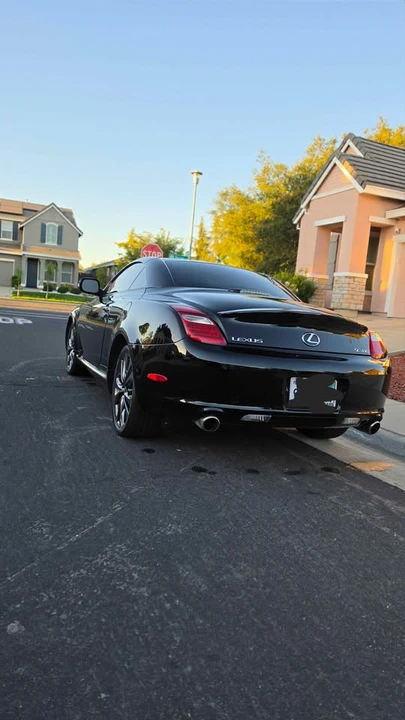 2010 Lexus SC430 - Image 5 of 19