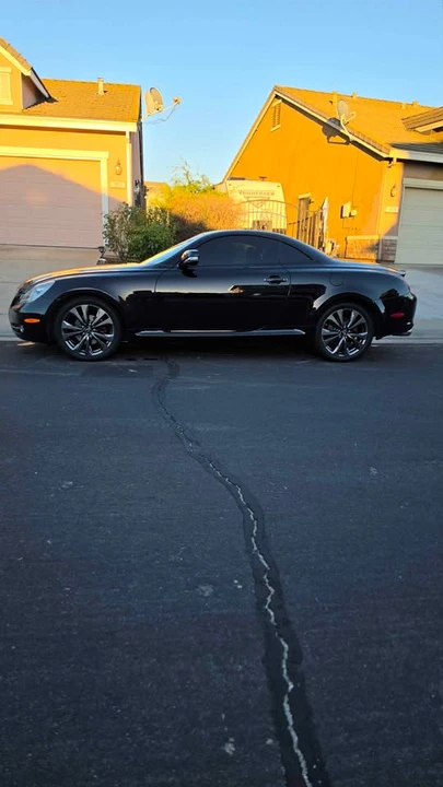 2010 Lexus SC430 - Image 6 of 19