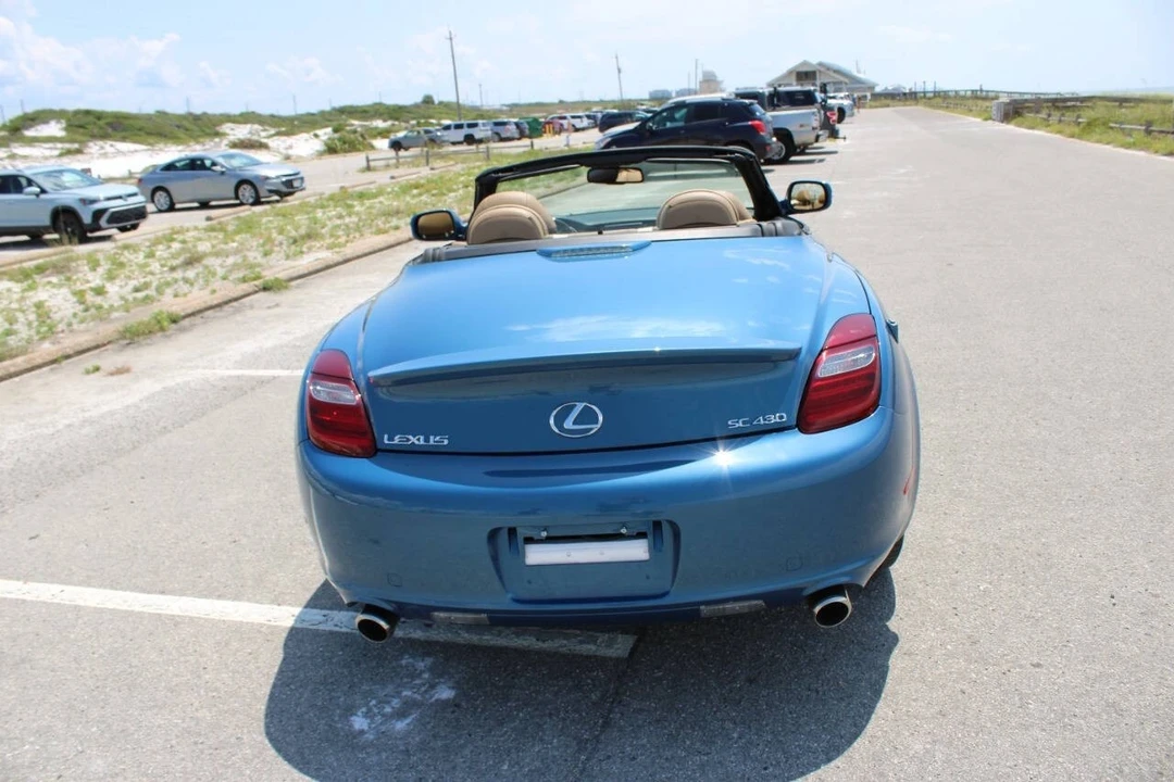 2010 Lexus SC430 - Image 14 of 21