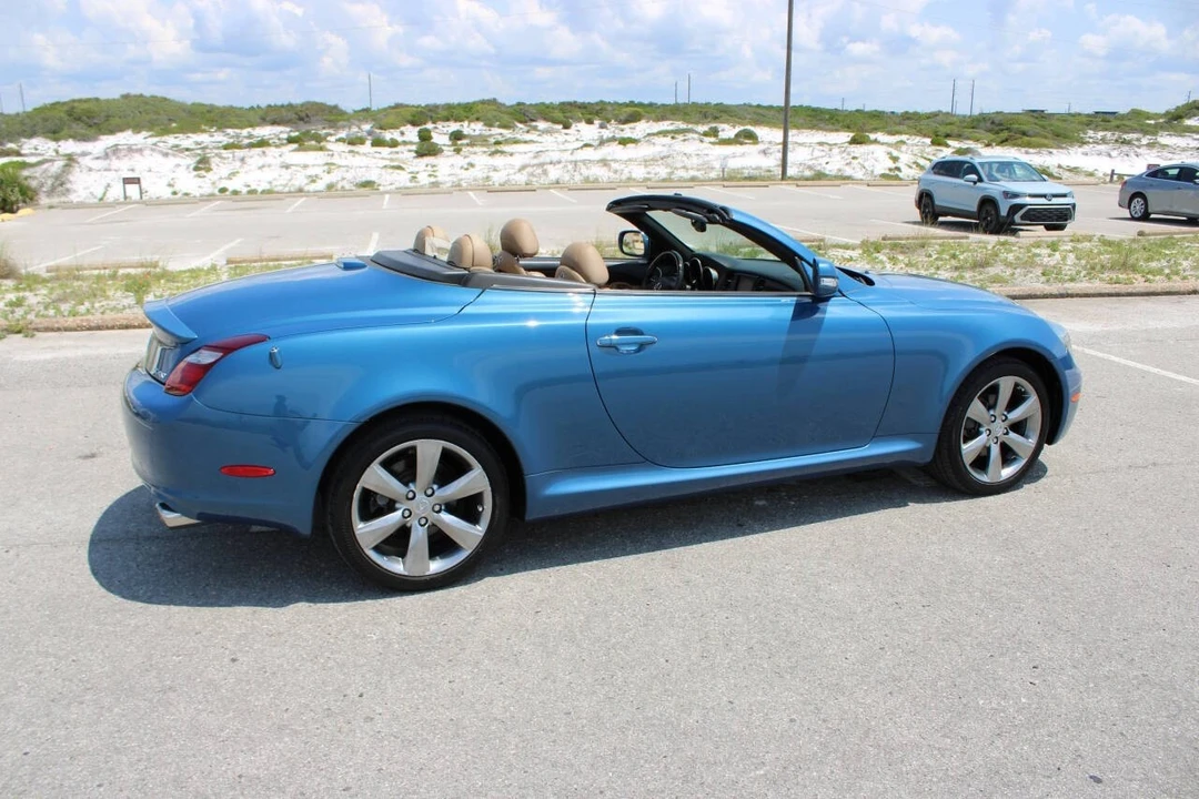 2010 Lexus SC430 - Image 19 of 21