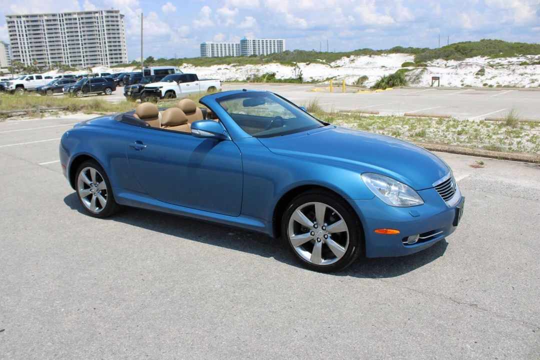 2010 Lexus SC430 - Image 23 of 31