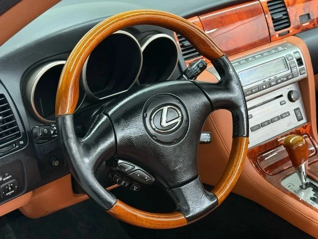2010 Lexus SC430 - Image 21 of 21
