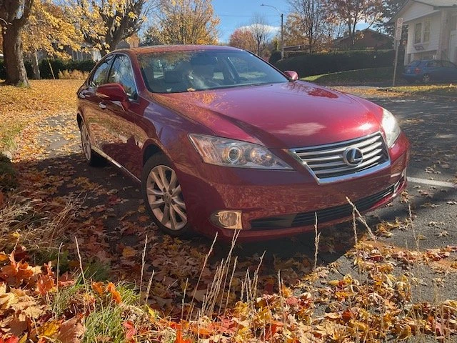 2010 Lexus ES 5th Gen - Image 3 of 15