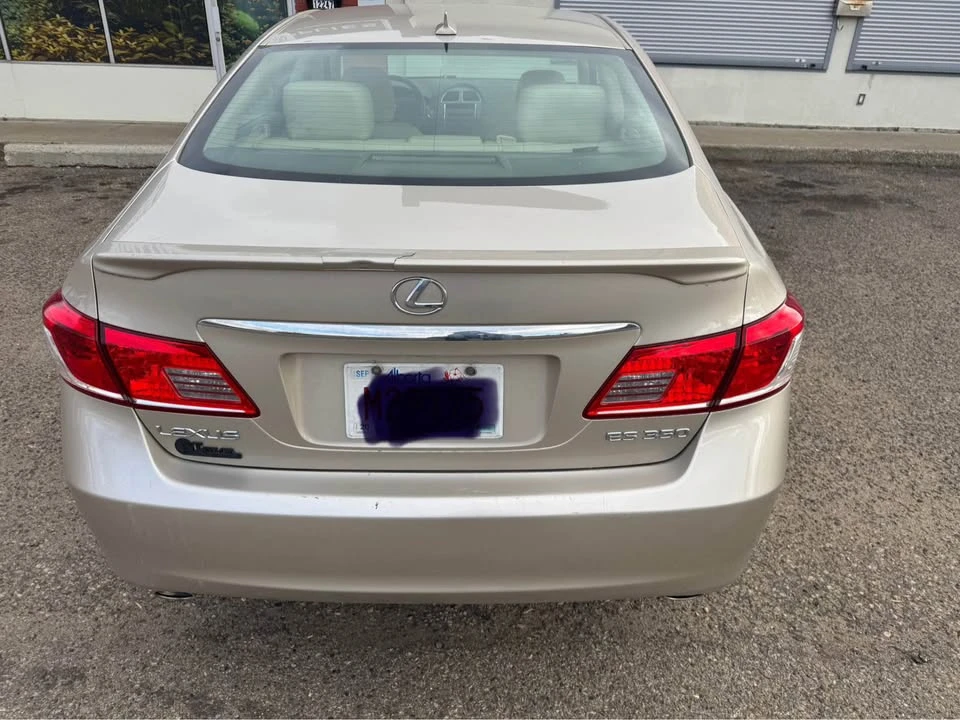 2010 Lexus ES 4th Gen - Image 6 of 8