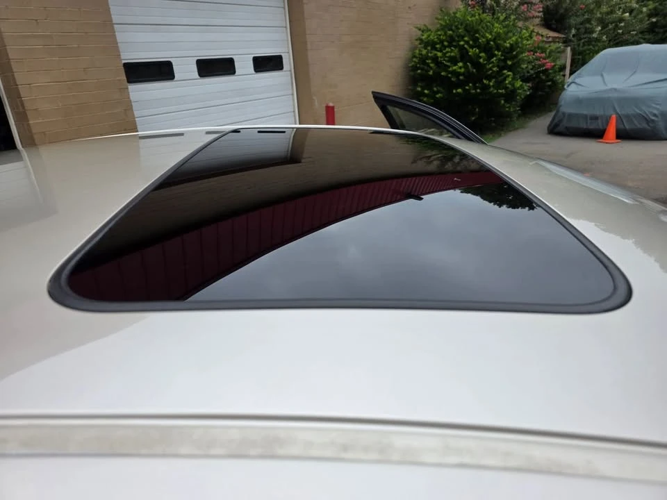 2010 Lexus ES 4th Gen - Image 20 of 20