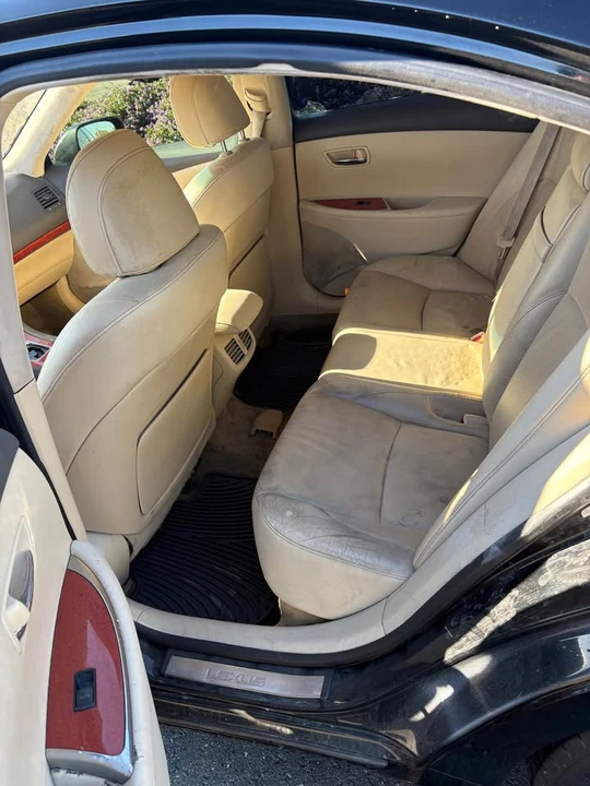 2010 Lexus ES 5th Gen - Image 8 of 8